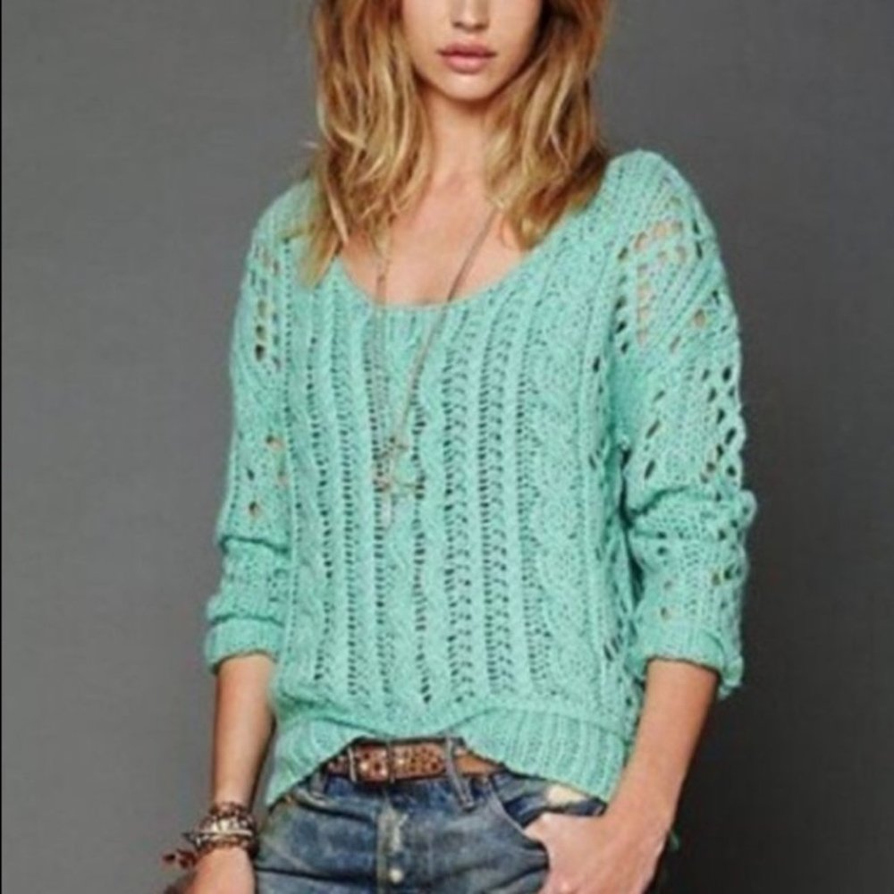 Free People Women’s Fluff Oversized Cable Knit Lace Sweater Mint Green XS